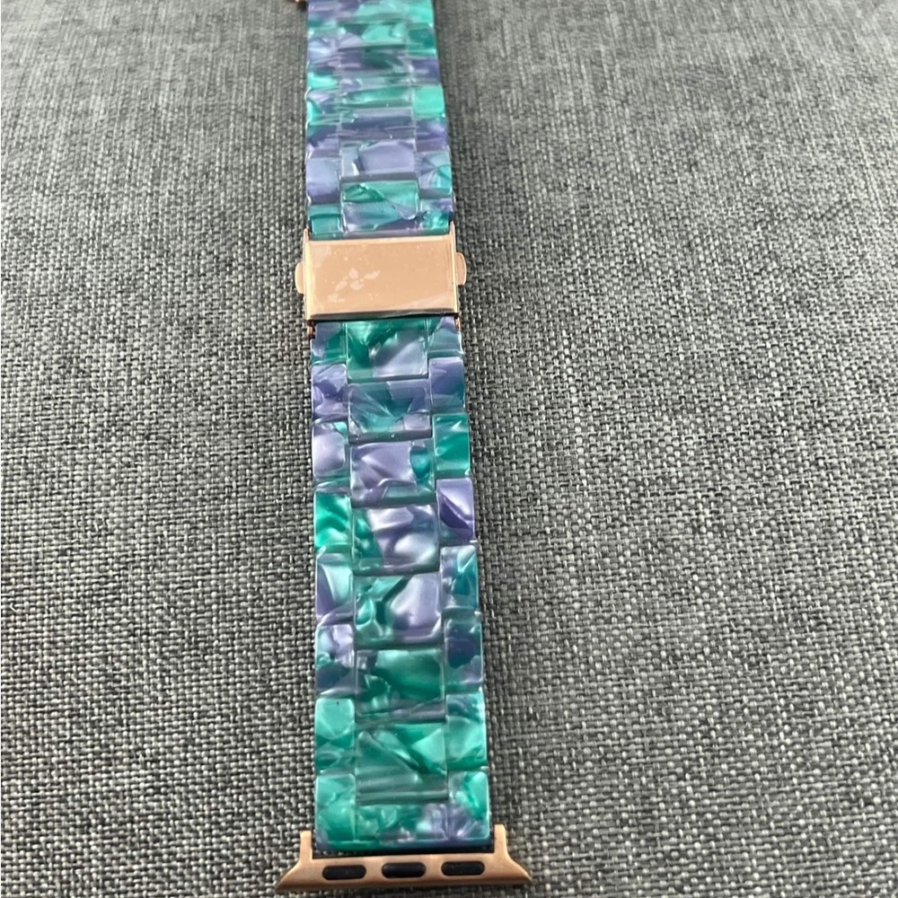 Resin Link Apple Watch Band New 38mm 40mm 41mm - Picture 2 of 3